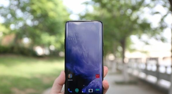 一加7屏幕分辨率详情介绍