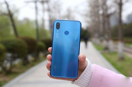 华为nova4e中双卡切换流量具体操作步骤