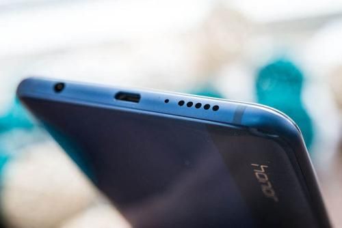 荣耀8x设置闹钟具体步骤介绍