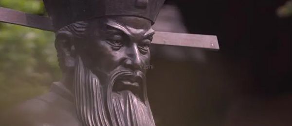 包拯相当于现在多大的官 包拯最大的官名是什么？
