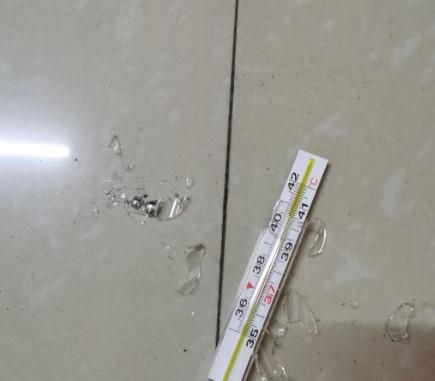 体温计打碎了会中毒吗