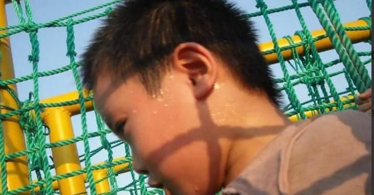 孩子爱出汗怎么办