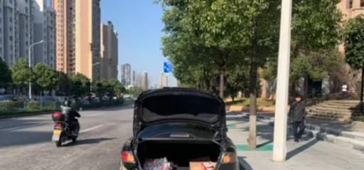 肇事逃逸如何判刑和赔偿