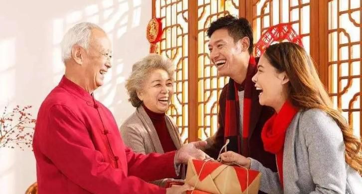 过年应该去谁家过年
