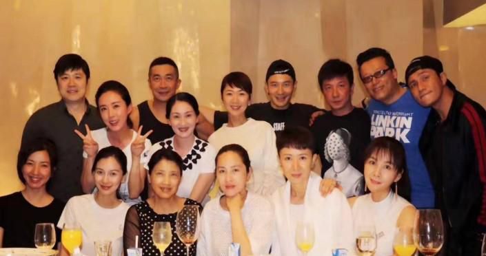 参加聚会要注意什么