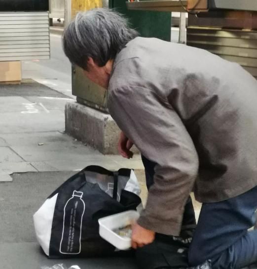 路边乞讨的是不是骗子