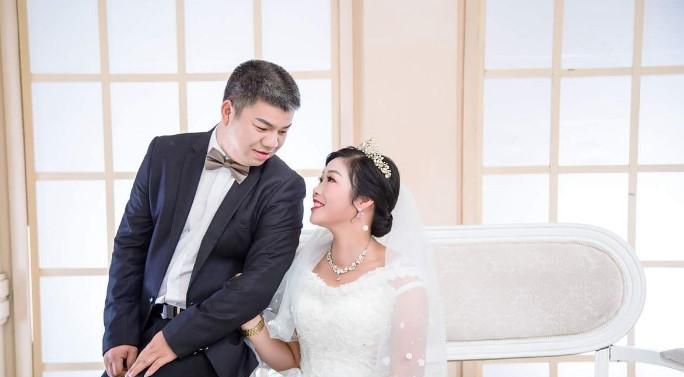 结婚该不该请同事