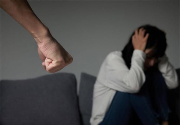 重男轻女的家庭能不能嫁