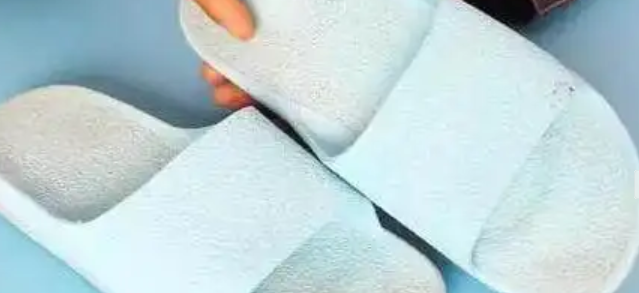 拖鞋太脏怎么洗