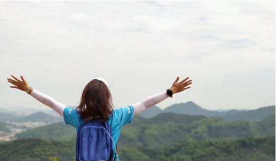 女孩子是讨好型人格如何改变合适