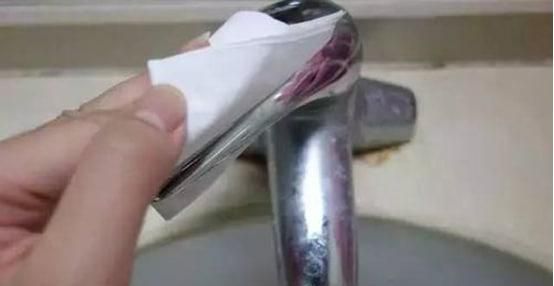 牙膏日常清洁妙用多