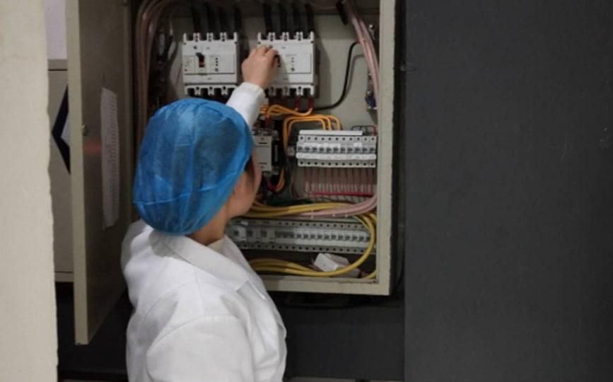 出门该不该关掉电闸