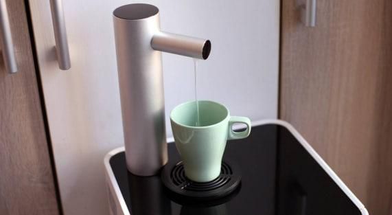 用饮水机好还是茶吧机好