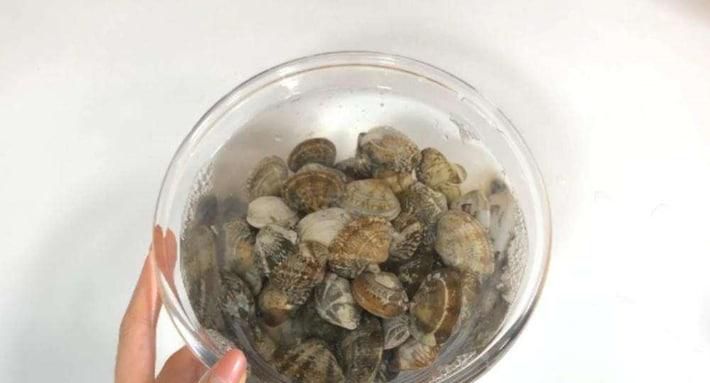 蛤蜊快速去沙的方法有哪些