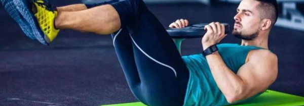 仰卧起坐能练腹肌吗