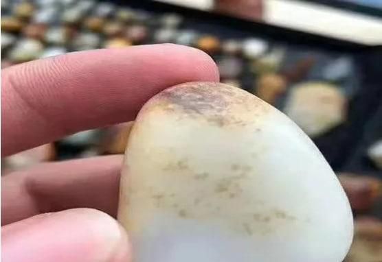 染色和田玉最简单鉴别方法