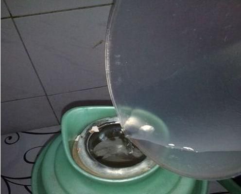 去除热水瓶、水壶水垢的方法