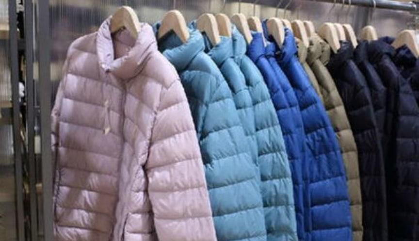 羽绒服机洗和干洗哪个伤害大