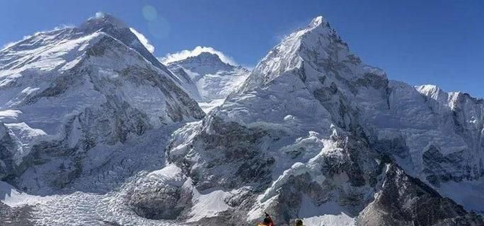 雪崩怎么逃生最好