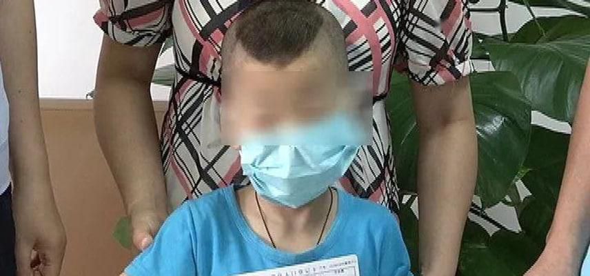 7岁小孩没户口可以上学吗