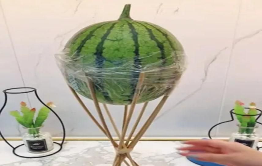 西瓜花束要怎么包合适