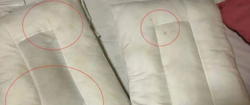 枕头发黄如何清洗