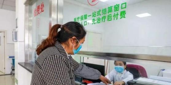 医保卡2022年以后不给打钱了吗？