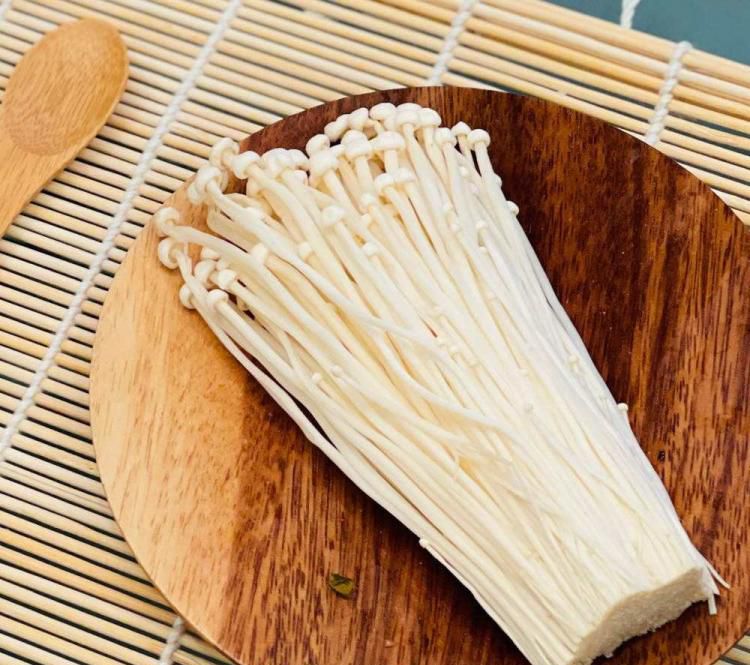 吃剩的金针菇根怎么种出新的