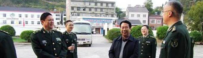 司令员比省委书记大吗？
