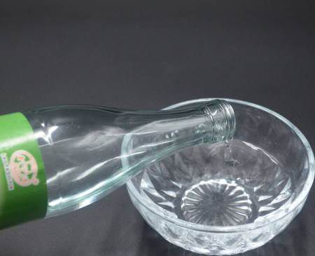 白醋加洋葱能吸甲醛吗？