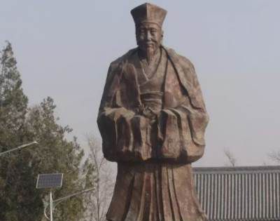 “问世间，情是何物，直教生死相许”语出哪里？