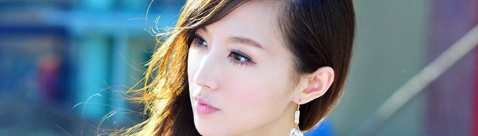 赞美女人气质高雅漂亮的词句有哪些？