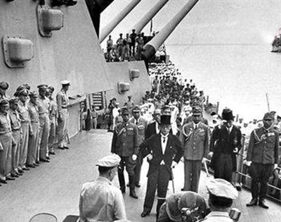 日本投降是1945年的几月几号？