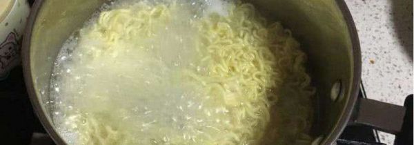 煮面要放油吗
