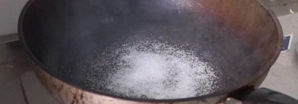 铁锅绣了吃了对人有害吗