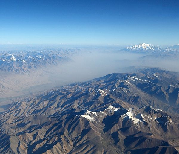 我国最西端位于新疆的什么高原？