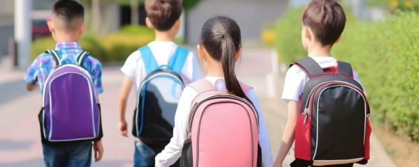 8岁上一年级属于超龄吗 小学入学需要准备什么