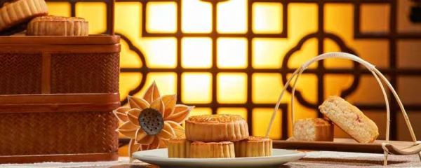 中秋为什么要吃月饼赏月亮 中秋节吃月饼赏月的由来