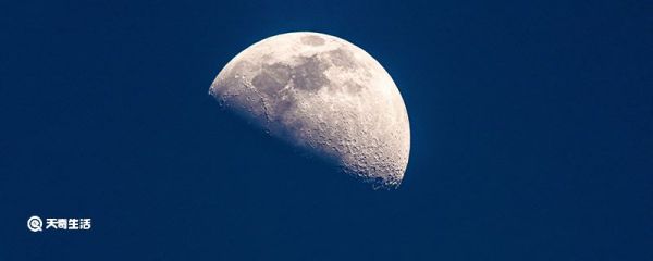 月球上的坑叫什么 月球上的坑的由来