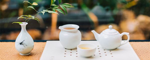 传统礼仪与现代礼仪的关系 现代礼仪和传统礼仪有什么关系