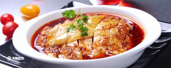 口水鸡是哪个地方的菜 口水鸡是哪里的特色菜