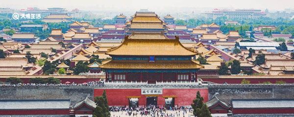 世界上最大的皇宫 世界上最大的皇宫叫什么