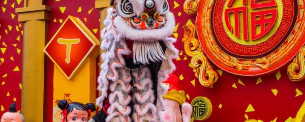 舞狮子的由来和寓意 春节舞狮子的由来和寓意