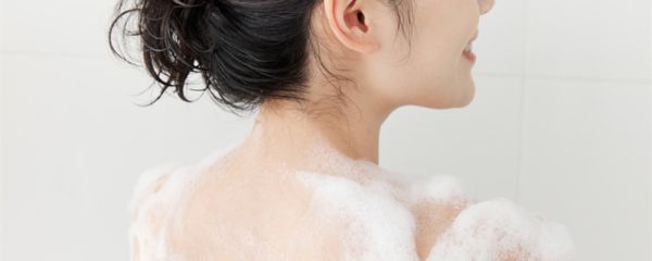 磨砂膏干搓还是湿搓 磨砂膏的作用