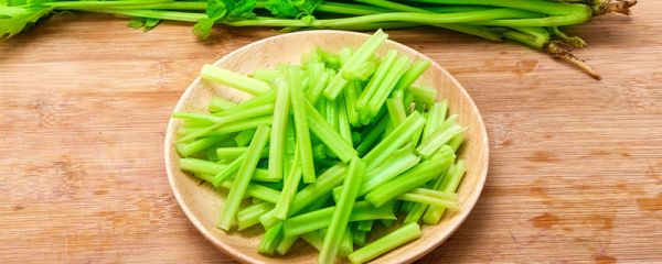 水芹菜和野芹菜怎么区分 水芹菜和野芹菜如何区分