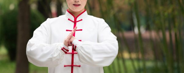 抱拳礼是左手在上还是右手在上 抱拳礼是左手在上吗