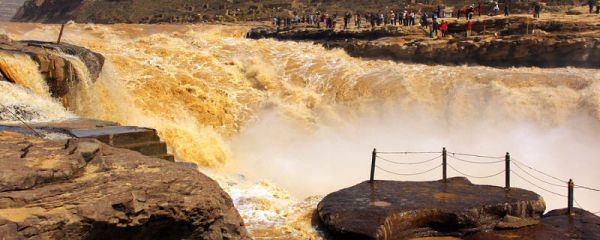 黄河的发源地在哪里大约多少千米 黄河的发源地在哪里有多长