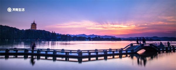 西湖十景有哪些 西湖十景有哪些景点名字