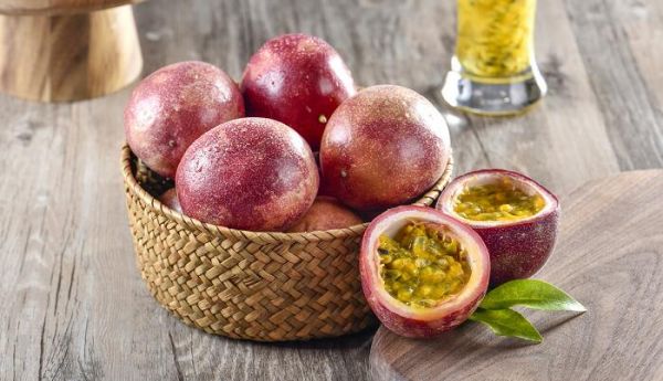 百香果和石榴可以一起吃吗 百香果和石榴能一起吃吗