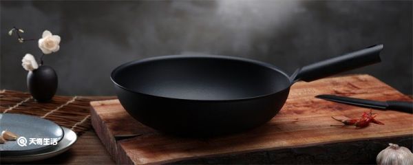 锅起火怎么办 炒菜锅起火怎么办